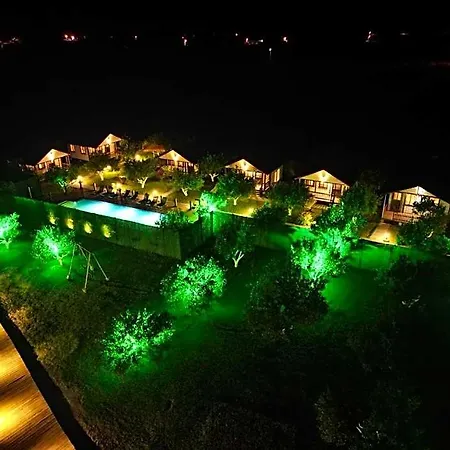 Iztuzu & 3*